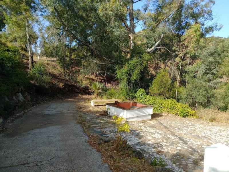 Foto 4a1b3fb1-94a7-45da-987c-e82294405c63. Edifici a Guaro