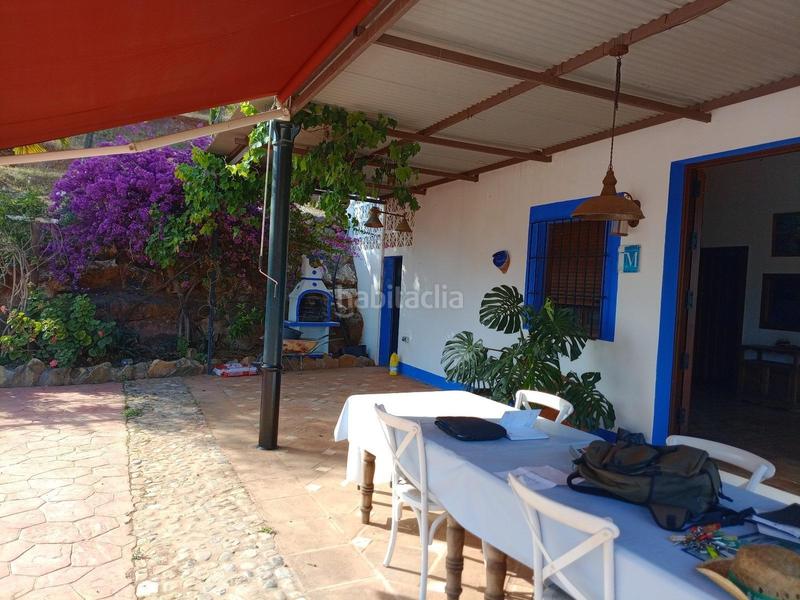 Foto 4ff024fe-04bf-420a-ad35-143699c46e27. Edifici a Guaro