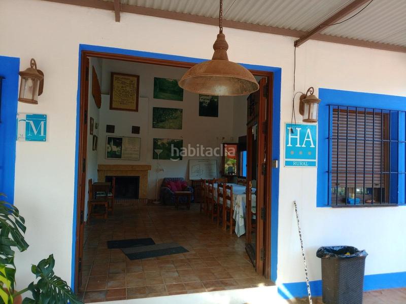 Foto dcde33f9-1ae8-4383-8745-6410db05d736. Edifici a Guaro