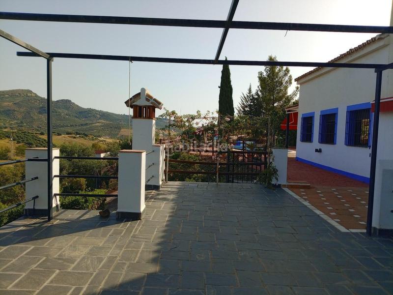 Foto f19943ee-e30a-423c-932f-9324c740c193. Edifici a Guaro