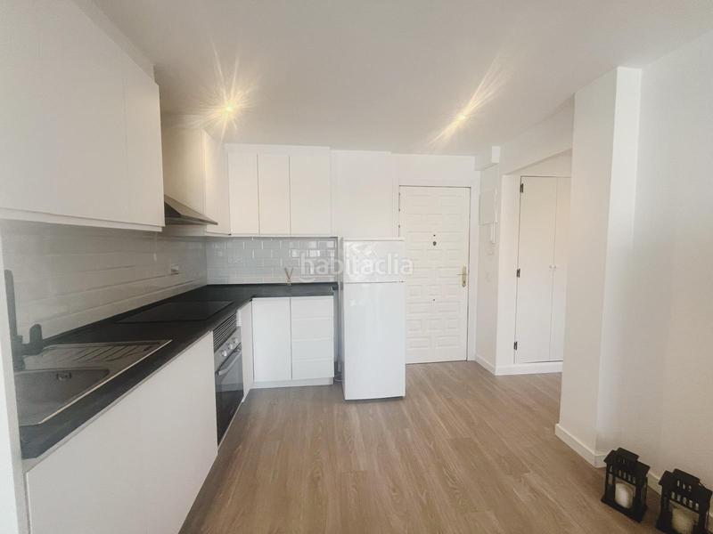 Foto 82afd638-4aad-4acd-bd47-d58077ba4dcf. Apartamento venta benalmadena costa puerto marina en Benalmádena