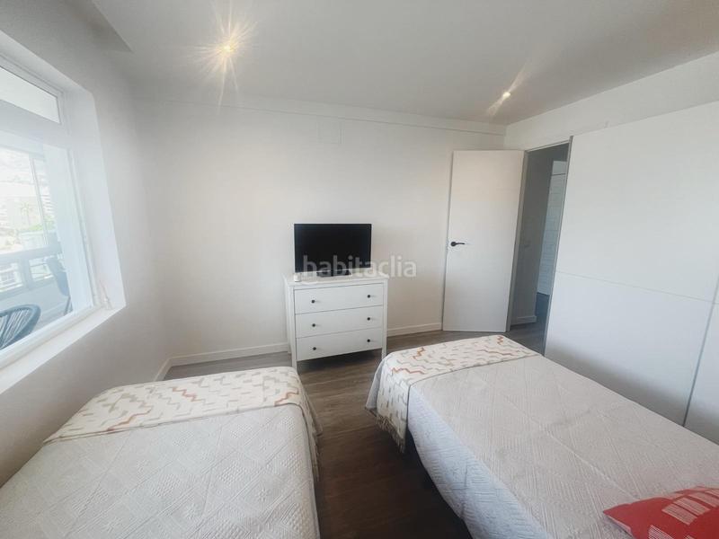 Foto 90ba9fa2-bc51-4a05-bf9b-3c1be1d645cc. Apartamento venta benalmadena costa puerto marina en Benalmádena