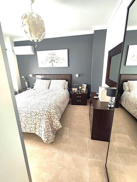 Foto 7cb6f8c9-830c-4bc1-b8c2-28e037143806. Piso precioso apartamento reformado en el centro en Málaga