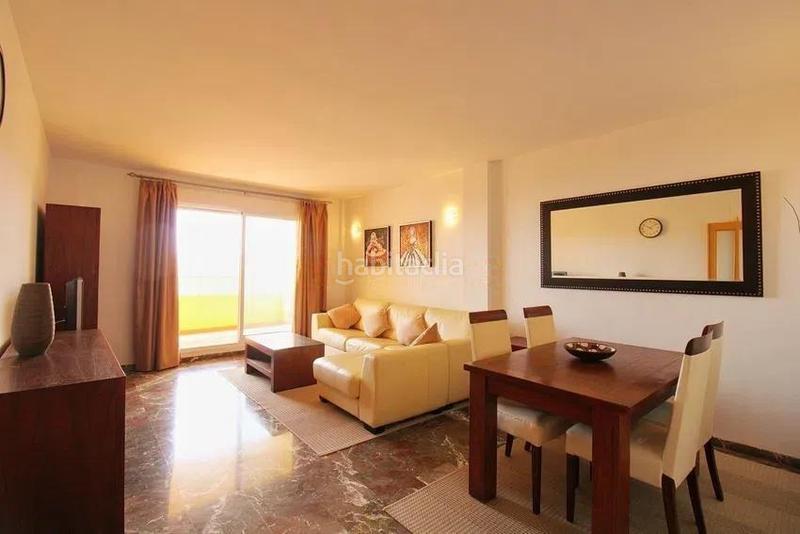 Foto b8dbaa1e-f620-4700-be6f-e6d3914e2513. Pis amb aparcament piscina a Las Gaviotas - Carvajal Fuengirola