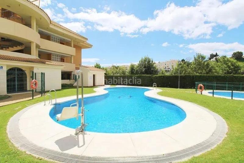 Foto d2fb9345-3551-4f97-b4fb-87cffbe5f443. Pis amb aparcament piscina a Las Gaviotas - Carvajal Fuengirola