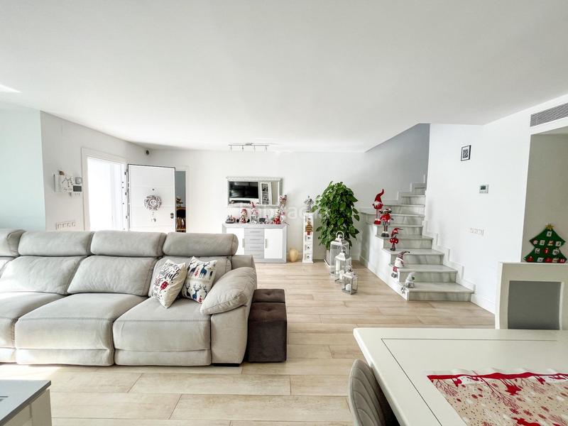 Foto c92c393f-07bf-4e42-a694-27f957afeed7. Affitto casa a schiera con parcheggio piscina in Arroyo de la Miel Benalmádena