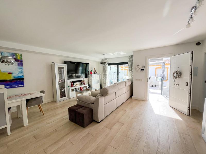 Foto 921ff571-0102-46c0-8557-fe5c151bb361. Alquiler casa adosada  en una espectacular zona de Arroyo de la Miel en Benalmádena