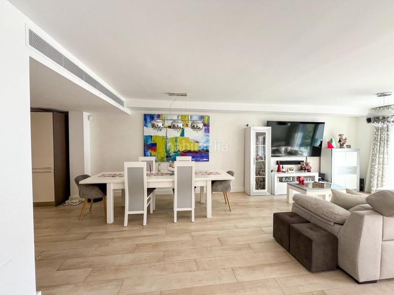 Foto e5733abc-2c7d-4297-ab3b-38efc7ce48a4. Alquiler casa adosada  en una espectacular zona de Arroyo de la Miel en Benalmádena