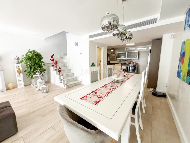 Foto c5aa2106-78c3-43e7-ad0c-9b1cd9723bf3. Lloguer casa adossada amb aparcament piscina a Arroyo de la Miel Benalmádena