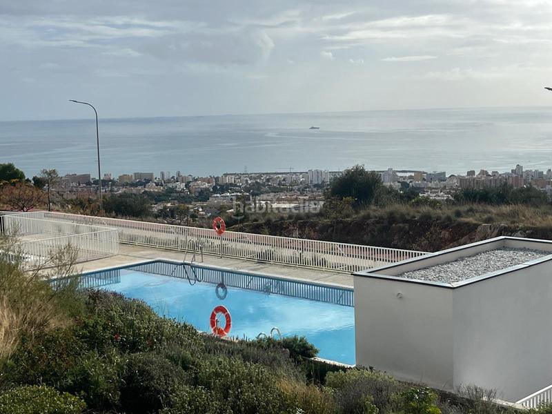 Foto 9abed6f4-d04e-4d19-aa70-efa20a6b3a43. Location appartement avec chauffage parking piscine dans Benalmádena