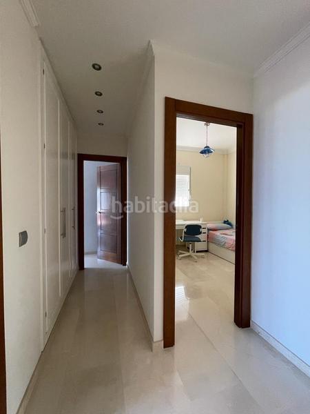 Foto 4a9bbe5f-8d64-4240-981b-3e8df8c0cc69. Chalet mit parking pool in Torremuelle Benalmádena