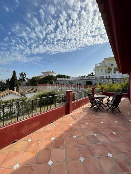 Foto 631227cf-46db-4057-8df9-2fdb5d6bc1f3. Chalet mit parking pool in Torremuelle Benalmádena