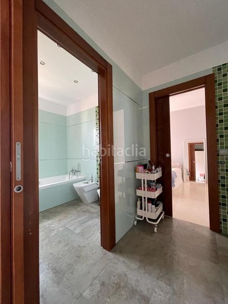 Foto 83dd4e85-7d90-46b0-bf93-6b7c44eff8e9. Chalet mit parking pool in Torremuelle Benalmádena