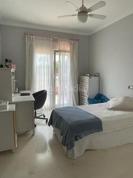 Foto 923872ec-64c4-4a17-afe1-d42b532f2851. Chalet mit parking pool in Torremuelle Benalmádena