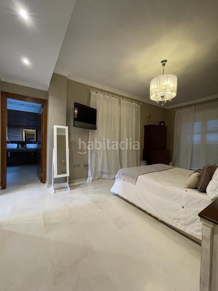 Foto 9dfd8782-3485-4fe3-a8d1-621b6127fa78. Chalet mit parking pool in Torremuelle Benalmádena