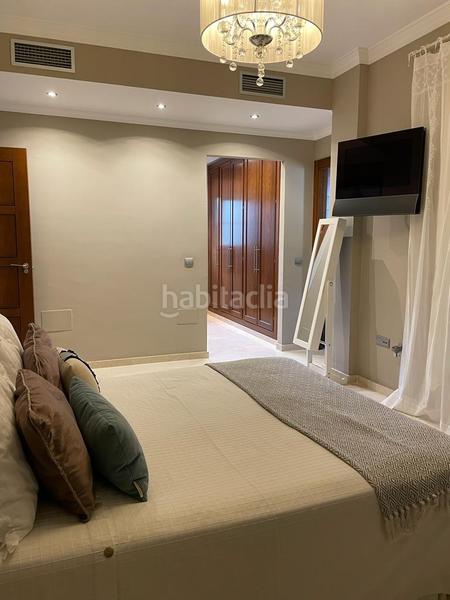 Foto fe043174-3d5c-42d8-bc1d-7929ba6cfb31. Chalet mit parking pool in Torremuelle Benalmádena