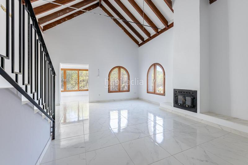 Foto 7834b536-a506-406b-a422-09a2c87b5cb2. Chalet avec parking piscine dans Valtocado - La Alquería - La Atalaya Mijas