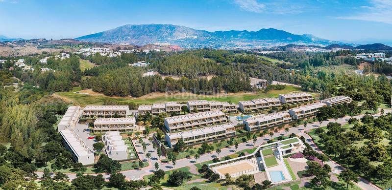 Foto 4decf1d8-8a8e-421c-936d-45d49da2b1a3. Casa adosada adosado nuevo el chaparral golf club en Mijas