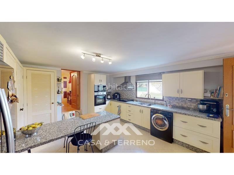 Foto 2c3aa407-1de8-42b6-886c-59e134654b38. Casa se vende fantástica finca, , andalucía en Iznájar