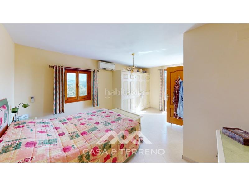 Foto 62c6a35a-2f0b-43e2-b1a8-9e37c0c4b151. Casa se vende fantástica finca, , andalucía en Iznájar