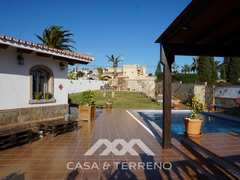 Foto 59476420-e508-4eb8-b900-51bddd3a3f16. Casa amb aparcament piscina a Caleta de Velez