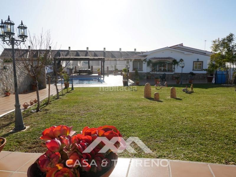 Foto a68e3928-df52-4fd0-bd22-e578bfbcd40c. Casa amb aparcament piscina a Caleta de Velez
