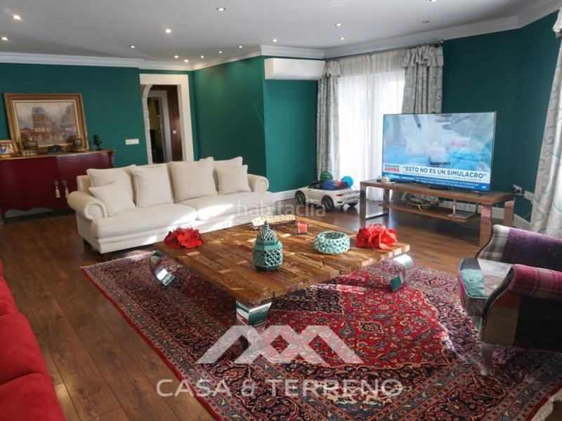 Foto da992c38-48b6-4659-a8f6-1773cf82f778. Casa amb aparcament piscina a Caleta de Velez