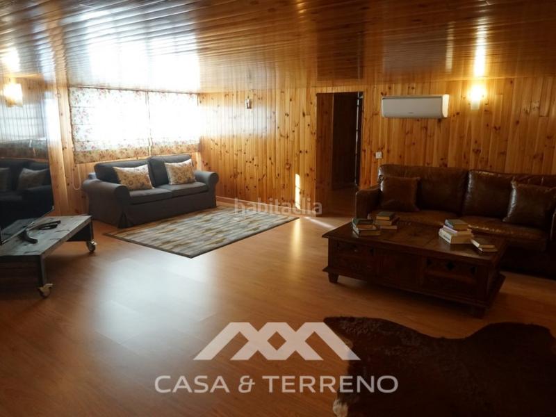 Foto dbacff95-4cd5-499c-8082-72cf36c1436e. Casa amb aparcament piscina a Caleta de Velez