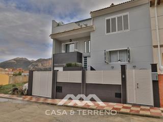 Chalet à Alfarnate. Venta pareado, alfarnate, málaga