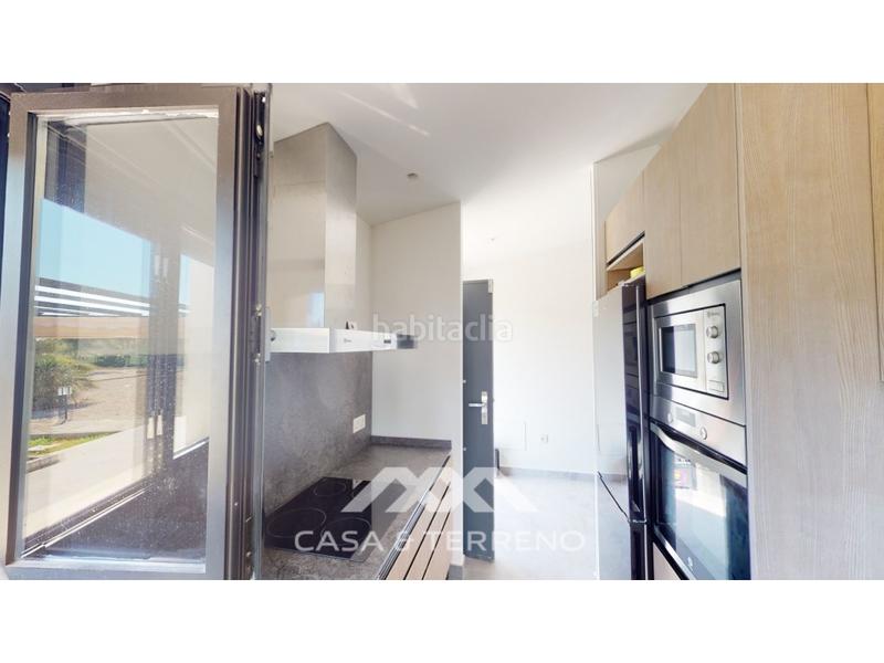 Foto 658704a1-b175-45a5-bb09-6d0a2a54293a. Casa in Almayate Bajo