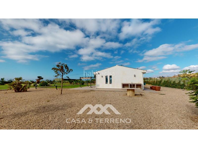 Foto 8db11a66-2065-4a9f-a949-774358fb805b. Casa in Almayate Bajo