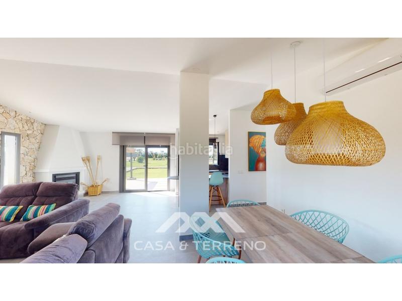 Foto 9a6b2f02-7f76-4101-a00d-68b63788e17b. Casa in Almayate Bajo