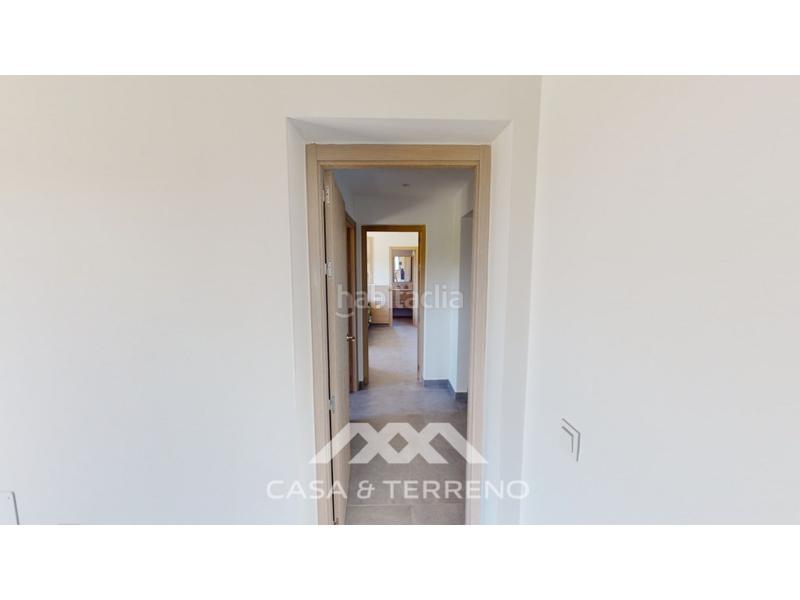 Foto a46fc6a2-aa5f-4156-a845-c8fd76657cab. Casa in Almayate Bajo