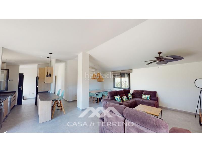 Foto f2c97532-81c0-4448-a7f3-90f910449458. Casa in Almayate Bajo