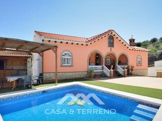 Casa  N/a. Villa con licencia turística
