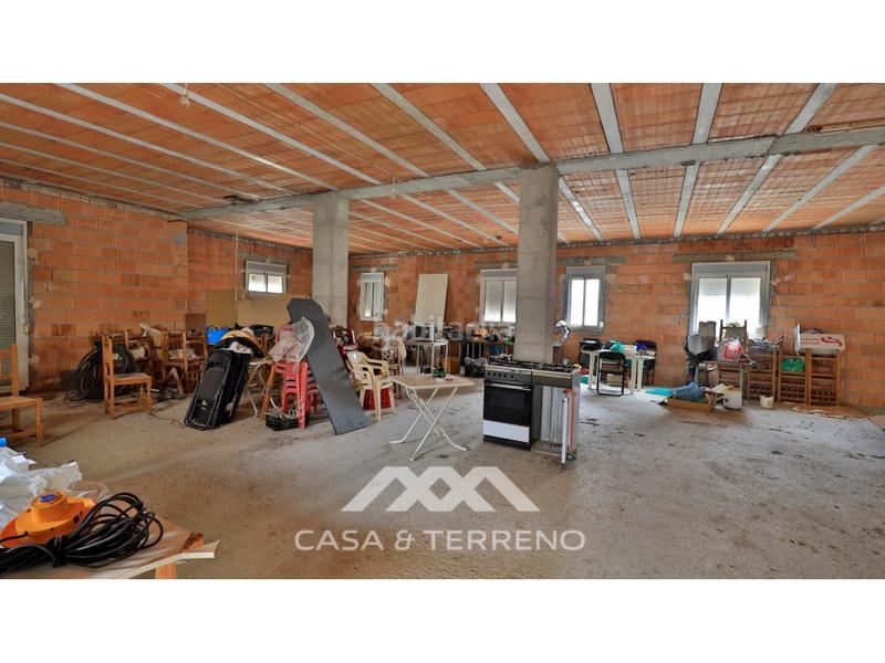 Foto bc1a101f-5748-49fd-a93a-559834265f86. Casa amb aparcament a Alfarnatejo