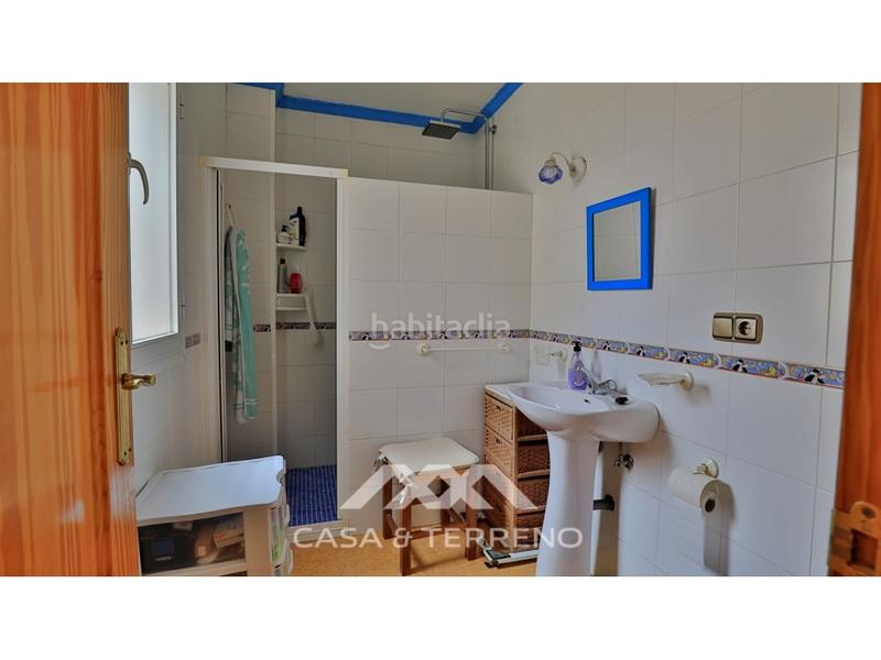 Foto cec493a4-4dd9-4dc6-b91a-ac1a319cfde5. Casa amb aparcament a Alfarnatejo