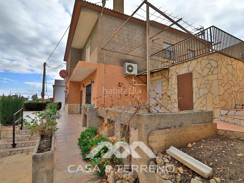 Foto f1e31f62-217d-47b4-91f7-f9d64797bd6a. Casa amb aparcament a Alfarnatejo