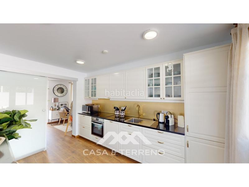 Foto 2fecfc93-c46d-49c6-9ed6-f17e047a9275. Maison avec parking piscine dans Caleta de Velez