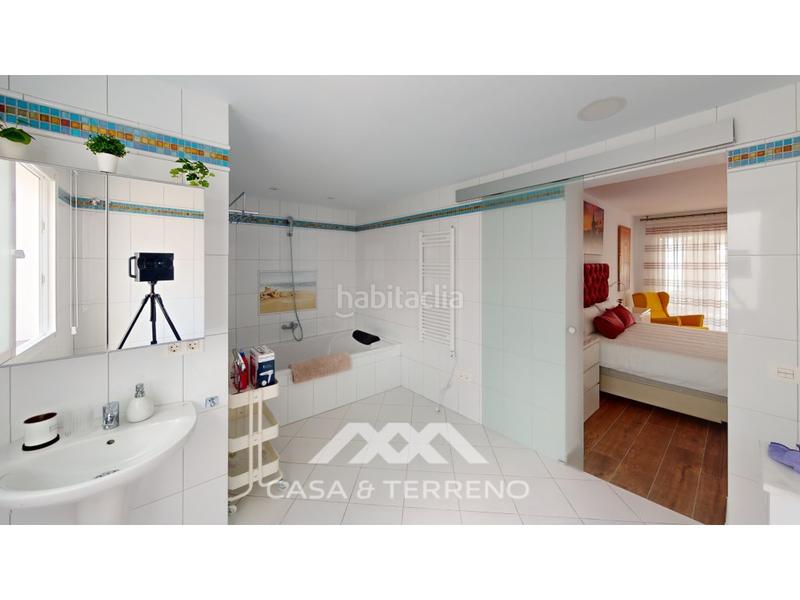 Foto 712dd60d-fa23-416f-b036-d6111e1ccd0c. Maison avec parking piscine dans Caleta de Velez