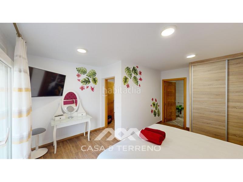 Foto e11fee7e-dd52-4a24-8d94-9e3c65e0ed3d. Maison avec parking piscine dans Caleta de Velez