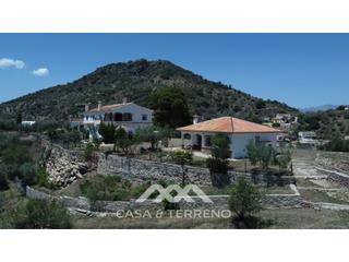 Chalet in Comares. Se vende fincas, comares, málaga