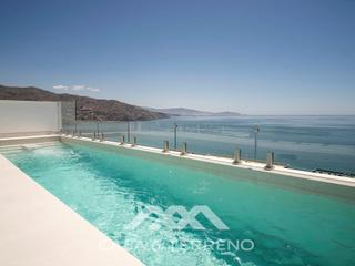 Casa  N/a. Se vende espectacular pareado con vistas al mar en almuñécar