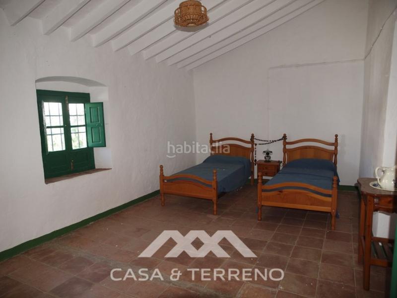 Foto 1a2708d4-8ec5-4482-afd6-9d57d28f7896. Terreny residencial a Almayate Bajo