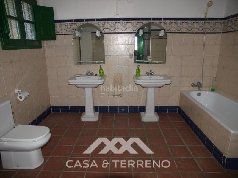 Foto 22f7116e-e069-4c52-ba7e-69585c43f939. Terreny residencial a Almayate Bajo