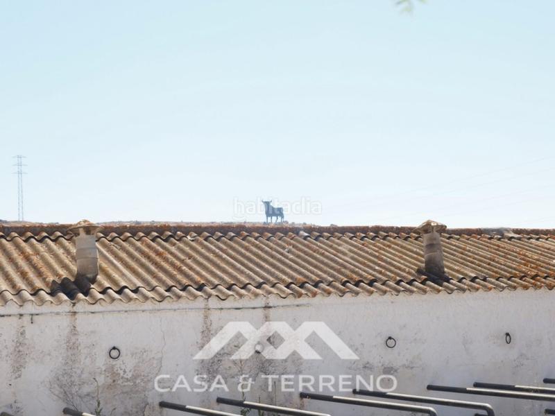 Foto 2b7364fd-a965-42f1-8d5d-01a34e8cacf2. Terreny residencial a Almayate Bajo