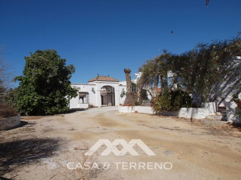 Foto b2792e39-87fe-4275-9ec8-829b717f3b83. Terreny residencial a Almayate Bajo