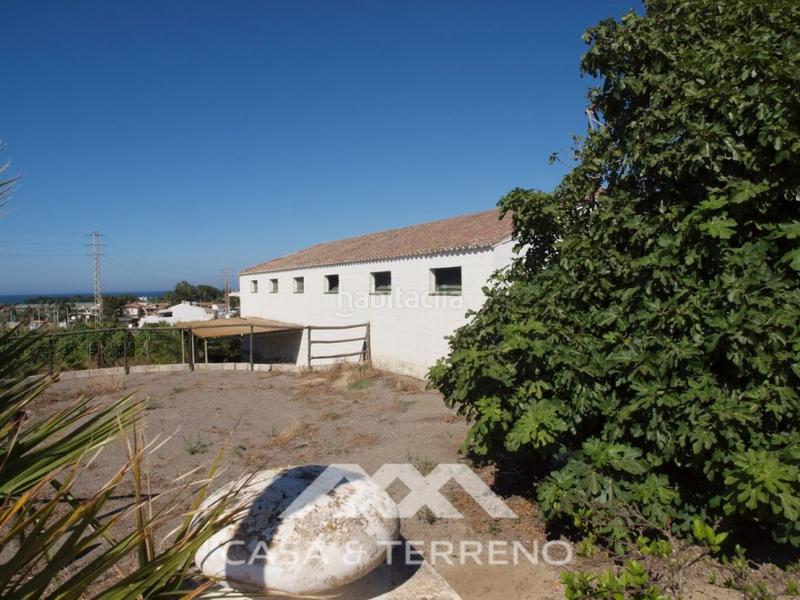Foto c57c8c04-ca26-4a2f-b153-cef2b60c2e9b. Terreny residencial a Almayate Bajo
