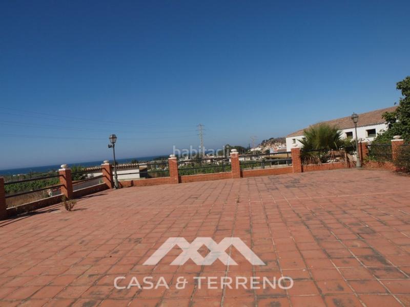 Foto c72cc793-e5e3-4256-b26a-51457b453347. Terreny residencial a Almayate Bajo