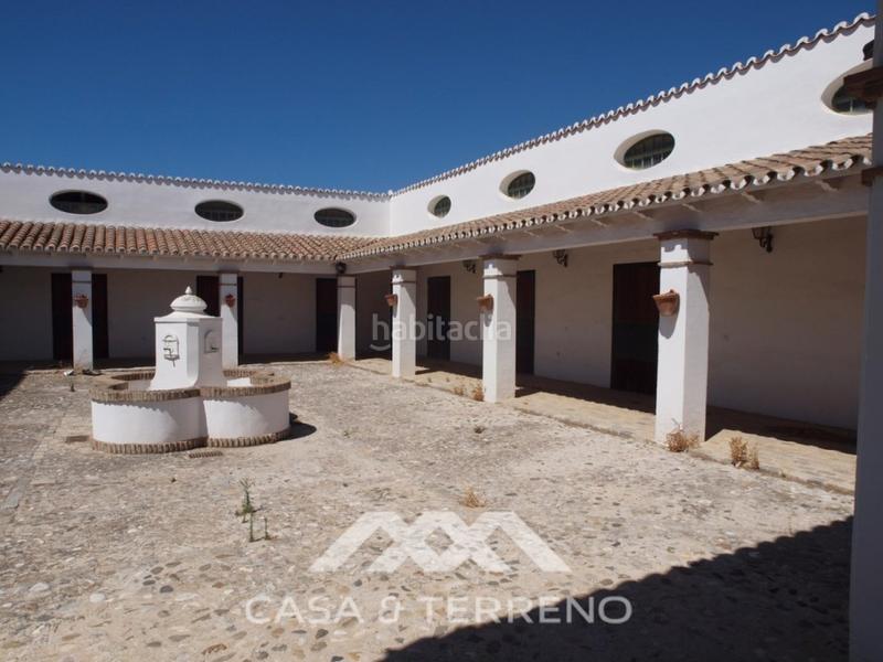 Foto f5dfb494-aac5-4d0f-8f06-2c994ab6f6a6. Terreny residencial a Almayate Bajo
